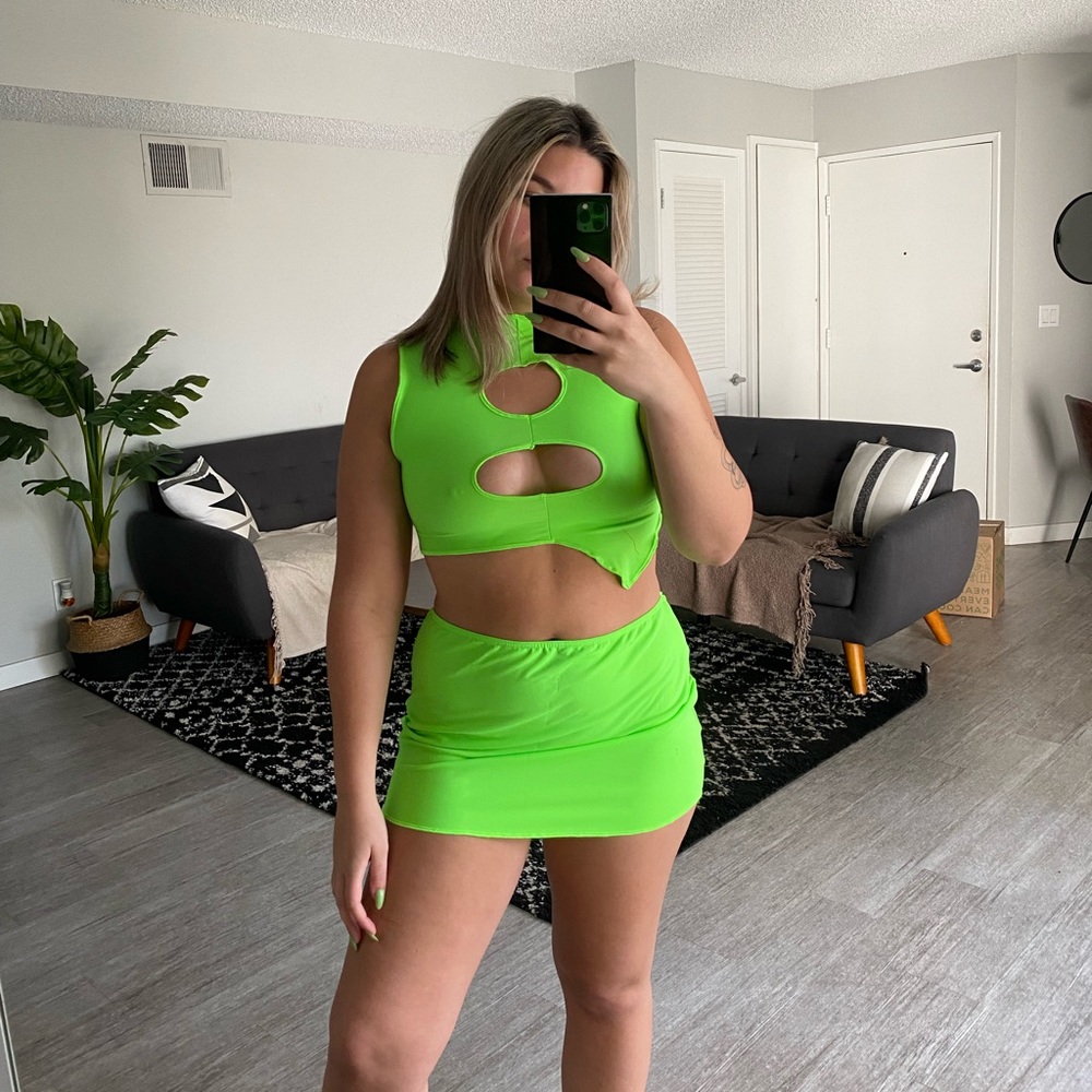 Ravewithmigente SOLD OUT con limon festival rave skirt outfit set